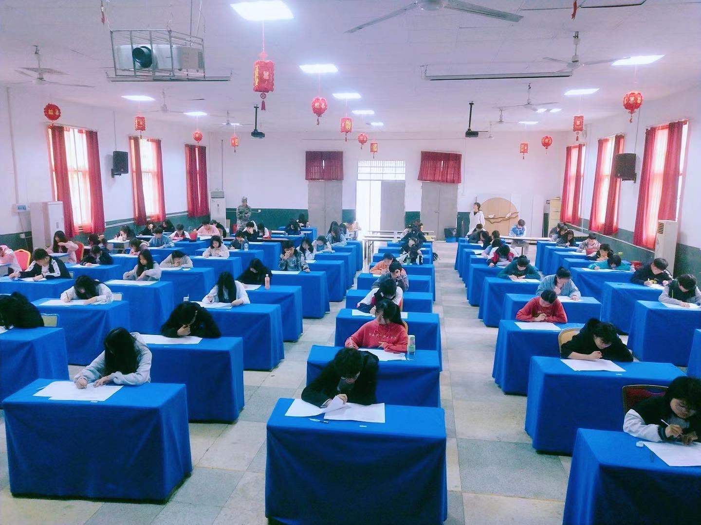 勤奮學(xué)習(xí)，不斷進取- 我校2021年上學(xué)期期中考試順利完成